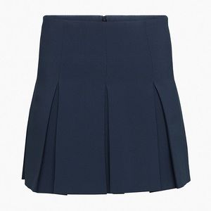 3 for $40 NWT 🤑 Aritzia Babaton Hathaway tennis skirt, size 2